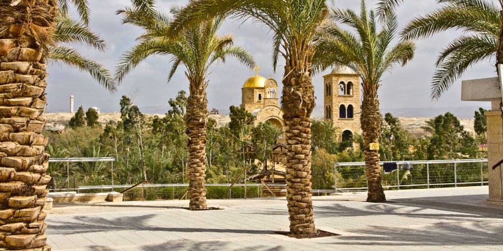 ВОДОХРЕЩА НА РІЧЦІ ЙОРДАН